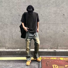 黄泥色