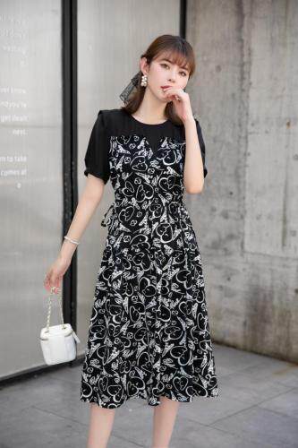 （现货）连衣裙，女装连衣裙，伊娜蕾尔