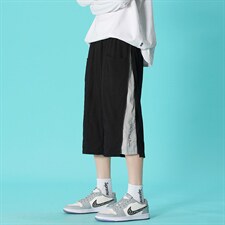 黑色