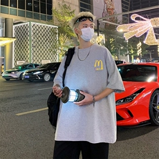 浅灰色