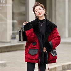 现货，现货，2025冬装新款皮毛一体拼接时尚潮流保暖羽绒服，女装羽绒服，伊仟回