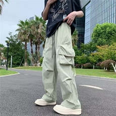 灰色