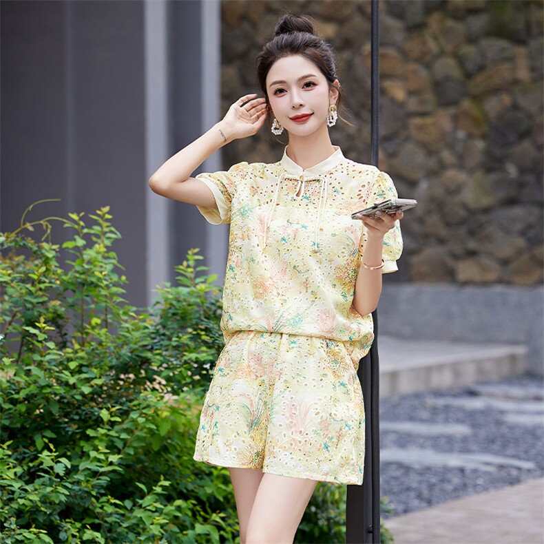 新中式减龄时尚印花套装女2024夏新款小个子盘扣上衣短裤两件套,女装套装/套裙,姿衣坊