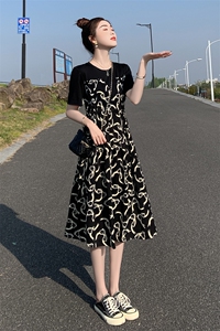 2025年夏季新款遮肚显瘦连衣裙女假两件孕妇宽松大码碎花中长裙子图片