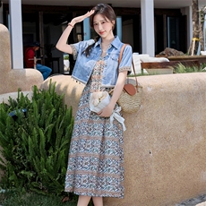 2025夏季新款现货花边连衣裙配牛仔两件套2C056-9507-P155-K218，女装连衣裙，2C256