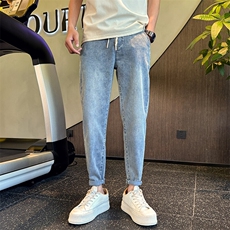蓝色