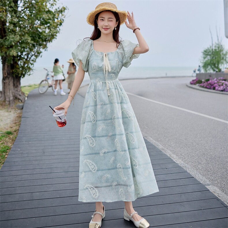 57157欧货25夏季新款欧货减龄时尚百搭显瘦方领泡泡袖连衣裙女潮,女装连衣裙,难舍钰依