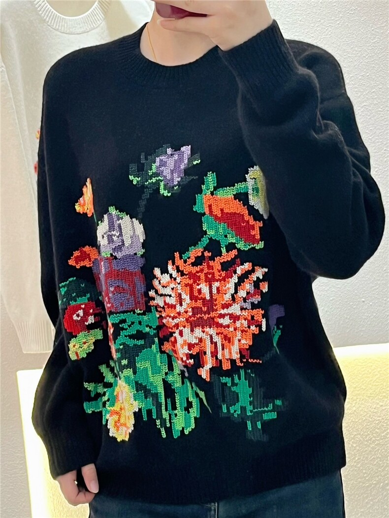冬季新款山羊绒时尚软糯撞色牡丹花花朵刺绣针织衫女图片