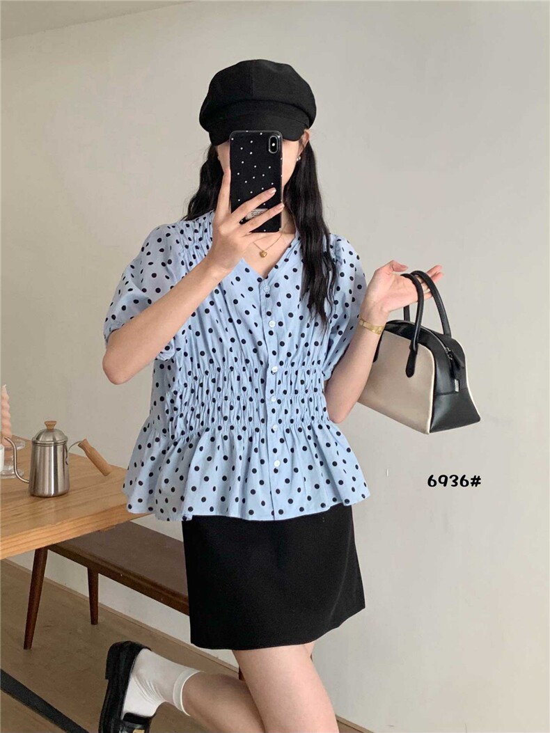 2025年夏季波点宽松精梳水洗很薄很舒适的纯棉小T,女装T恤,洛丽兰可