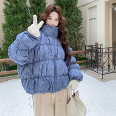 设计感扎染蓝色翻领羽绒服女冬超火好看高级小众保暖加厚短款外套，女装羽绒服，2C176