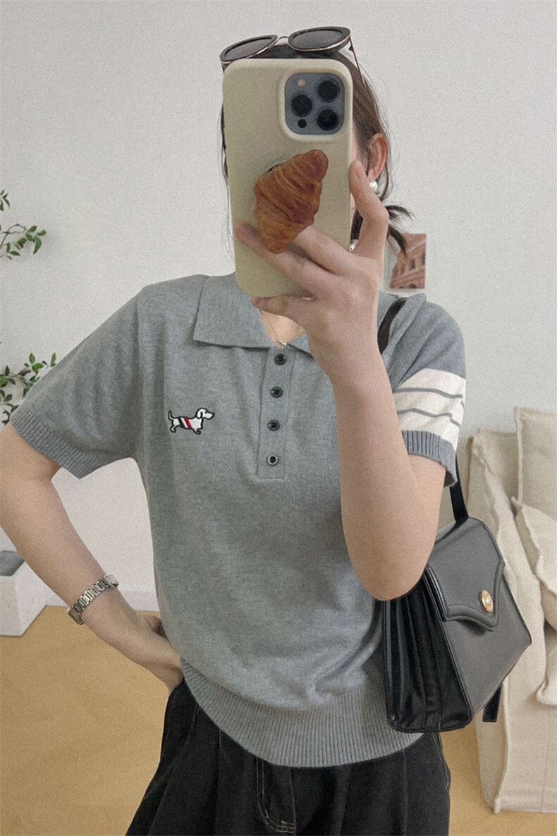 夏季新款女士舒适简约小奶狗绣花短袖,女装T恤,佰米娇羊绒