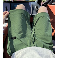 草绿色