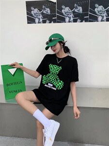 新款小熊短袖T恤,女装T恤,菲库feiku
