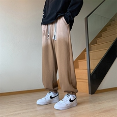 卡其色