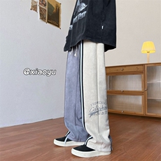 灰色