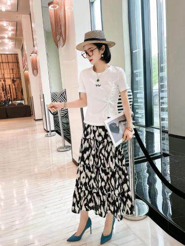 2021夏装裙子加T，女装，罗漫迪飛