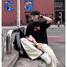 抖音得物210克现货宽松纯棉美式潮牌印花落肩袖纯棉T恤AT21142，男装T恤，电商A443