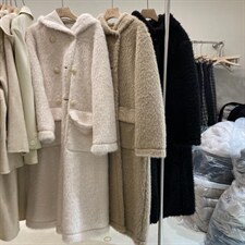 戴帽毛毛外套，其它，郭郭家