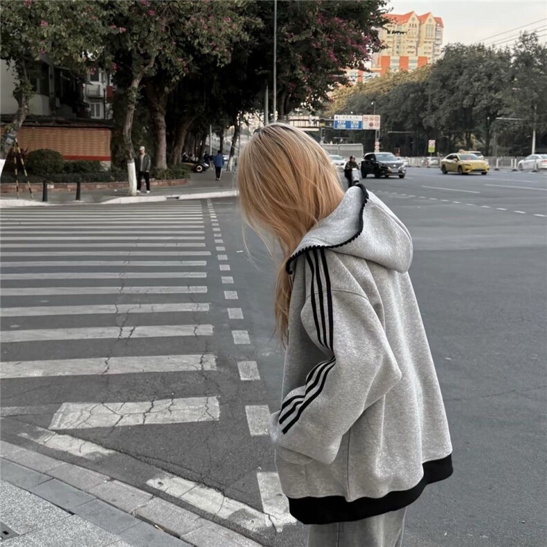 潮牌三条杠连帽开衫字母卫衣男女2025美式高街慵懒风情侣外套,女装短外套,星座601-1