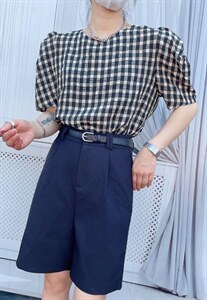 格子洋气款小衫图片