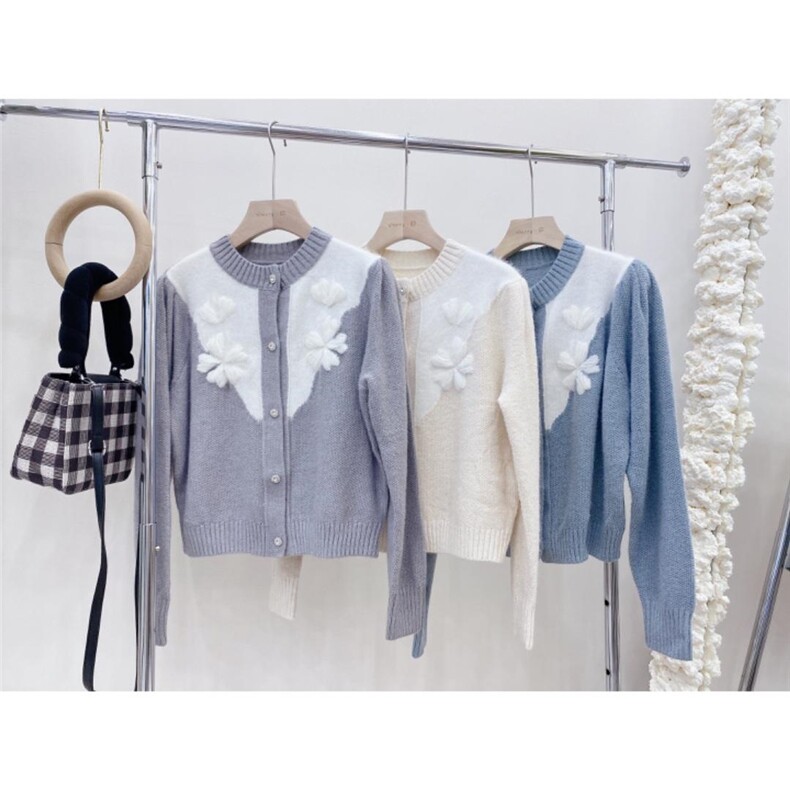 现货高级感拼水貂绣花开衫，其它，CHERRY·印