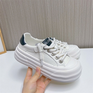 真皮小白鞋2024夏季新款大头鞋女厚底单鞋一脚蹬女鞋运动休闲板鞋图片