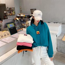 秋冬新款、卫衣，女装卫衣/绒衫，君羊.迪奥