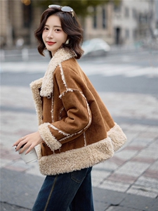 时尚羊羔毛拼接皮毛一体外套女2025冬季小个子加厚保暖鹿皮绒棉服图片