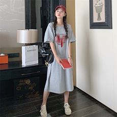夏季学院风三维logo设计连衣裙P90K138，女装连衣裙，2C333