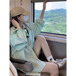 绿色长袖条纹衬衫女春夏2025年新款开衫防晒衬衣外套宽松bf上衣服图片