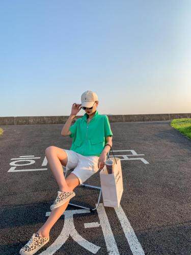 赞的卫衣、时尚、可以两穿哦、还可以当外套，女装卫衣/绒衫，碧沁伊人