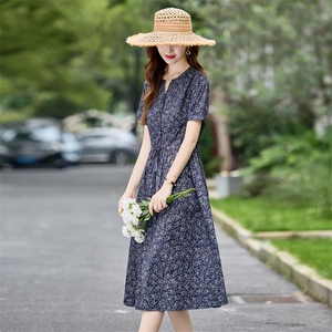 复古小碎花棉麻连衣裙女2026夏新款气质V领减龄收腰宽松休闲裙子图片