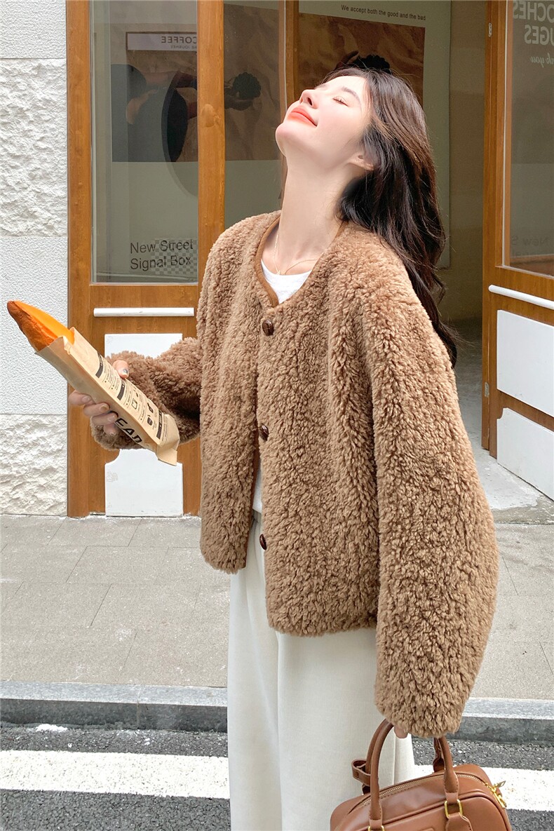 现货主推2025冬季新款宽松显瘦皮毛一体毛毛外套女1509-P175K268,女装皮草,欣美人