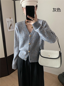 时尚百搭女士秋冬保暖加厚彩色纱外套开衫V领羊毛衫图片