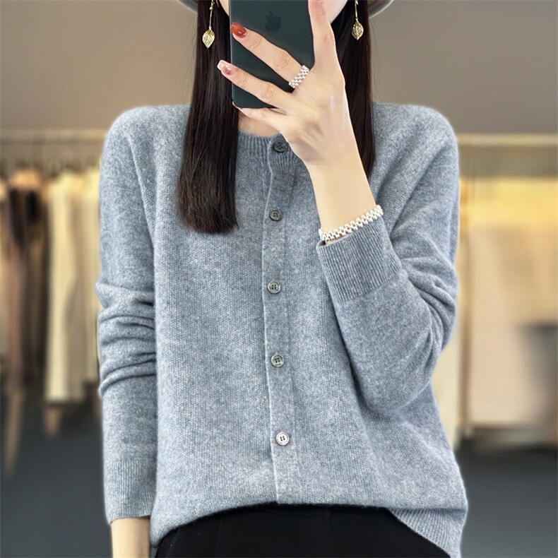 羊毛圆领开衫女纯色针织外套秋大码宽松加厚长袖短款外穿,针织衫/毛衣,大美人包芯纱店