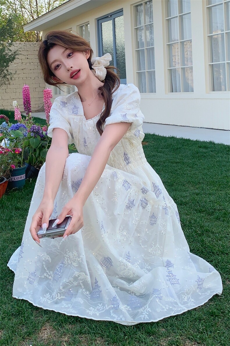 荡领刺绣仙女裙纯欲拼接连衣裙夏季收腰初恋小众碎花显瘦气质初恋,女装连衣裙,浙宝208A