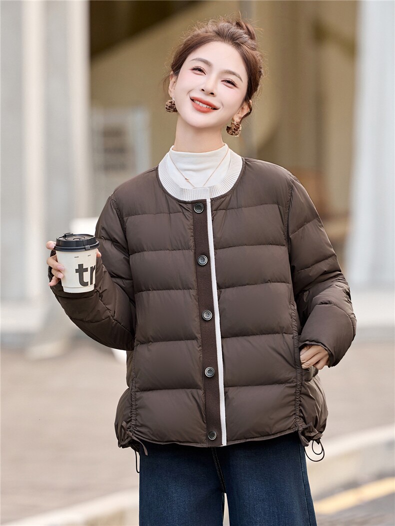 2025冬季新款时尚撞色圆领白鸭绒羽绒服女外套,女装羽绒服,美沁