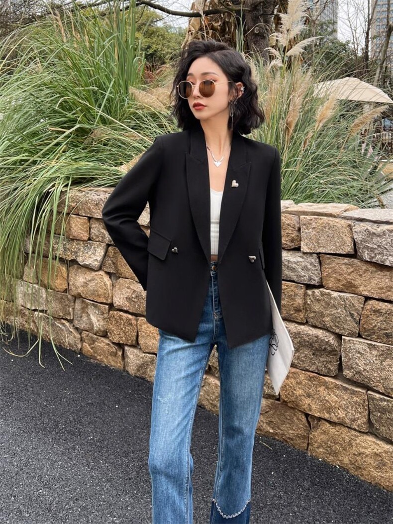 [现货]春款西装，简单大气，两色、三码，女装西装，依柏璐(1F)