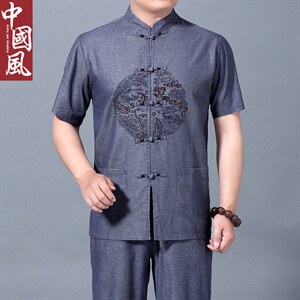 2023年夏季圆领宽松短袖中年纯色休闲商务上衣时尚百搭男装图片