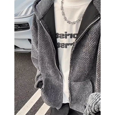 灰色
