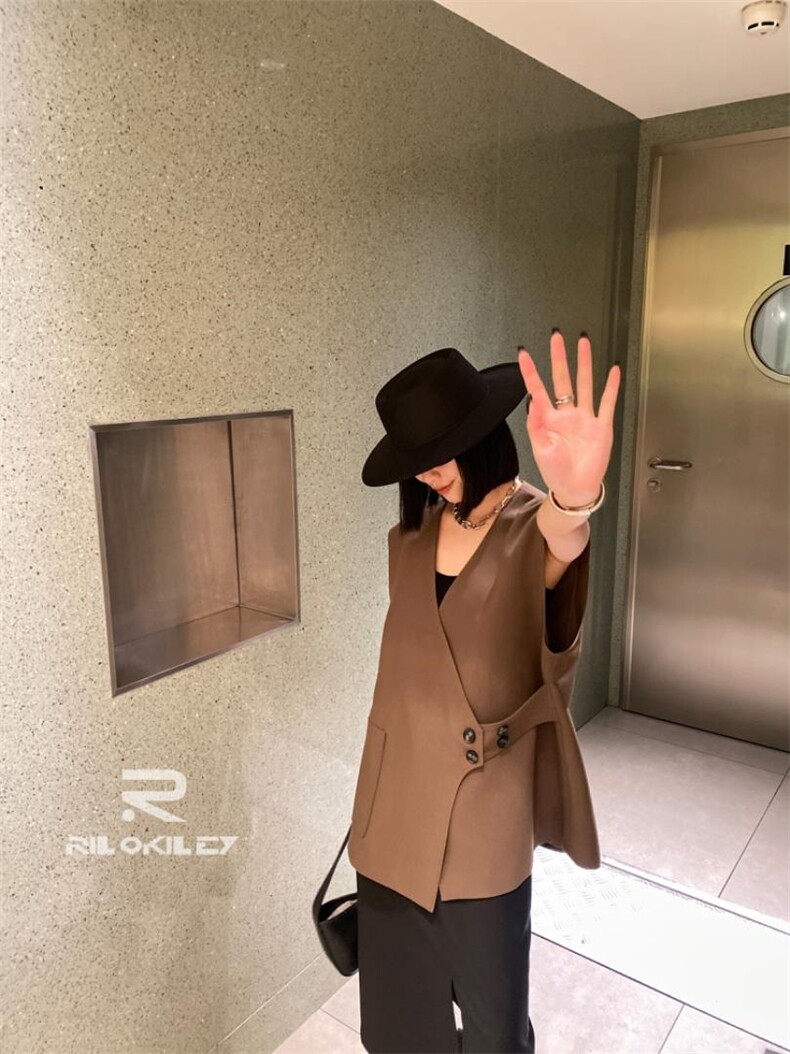 2022秋装新款马甲，女装马甲，雷洛奇丽