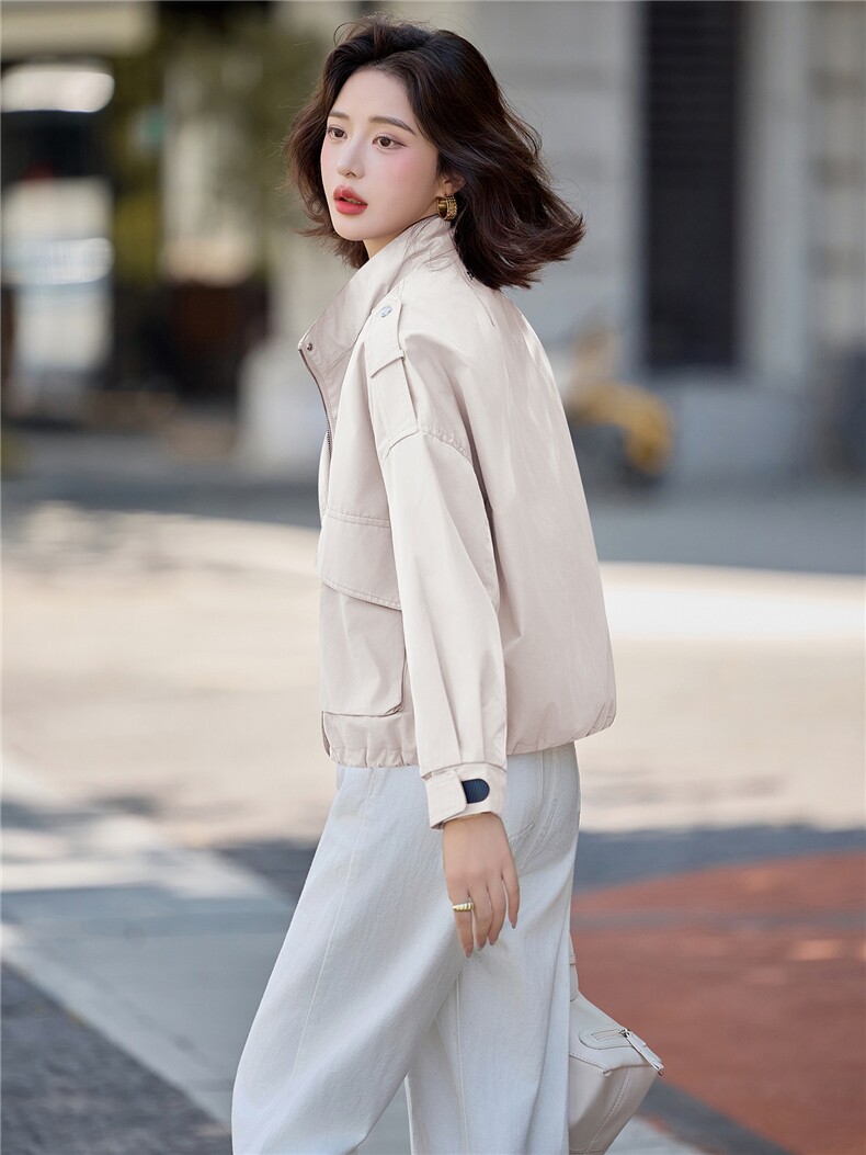 2025秋季新款短款立领休闲百搭冲锋衣夹克大口袋小个子外套女,女装短外套,E百度