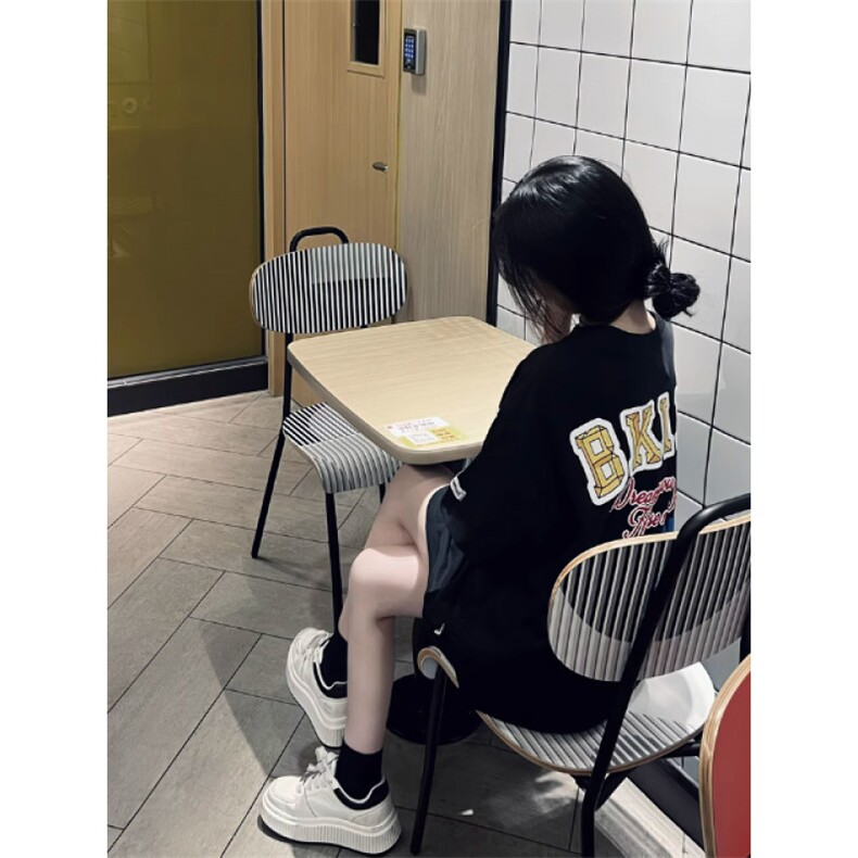 H0519-P35前毛巾绣+后发泡印花新款短袖T恤女,女装T恤,星座617A-2
