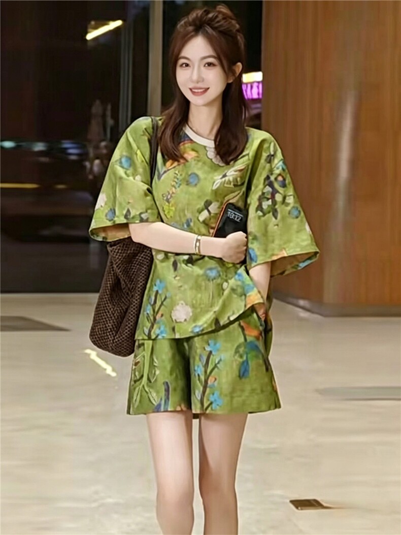 女夏季潮流时尚套装宽松显瘦绿色圆领印花短袖上衣阔腿短裤两件套,女装套装/套裙,江南