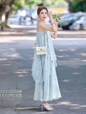 吊带连衣裙2025夏季新款巨好看的韩系松弛感海边度假薄纱无袖长裙，女装连衣裙，半夏