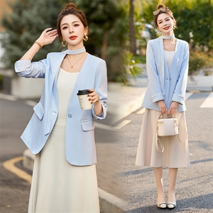 欧货精品轻奢女2025春季v领蕾丝边拼接带飘带休闲西服外套小西装图片