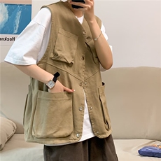 卡其色