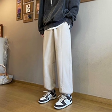 卡其色
