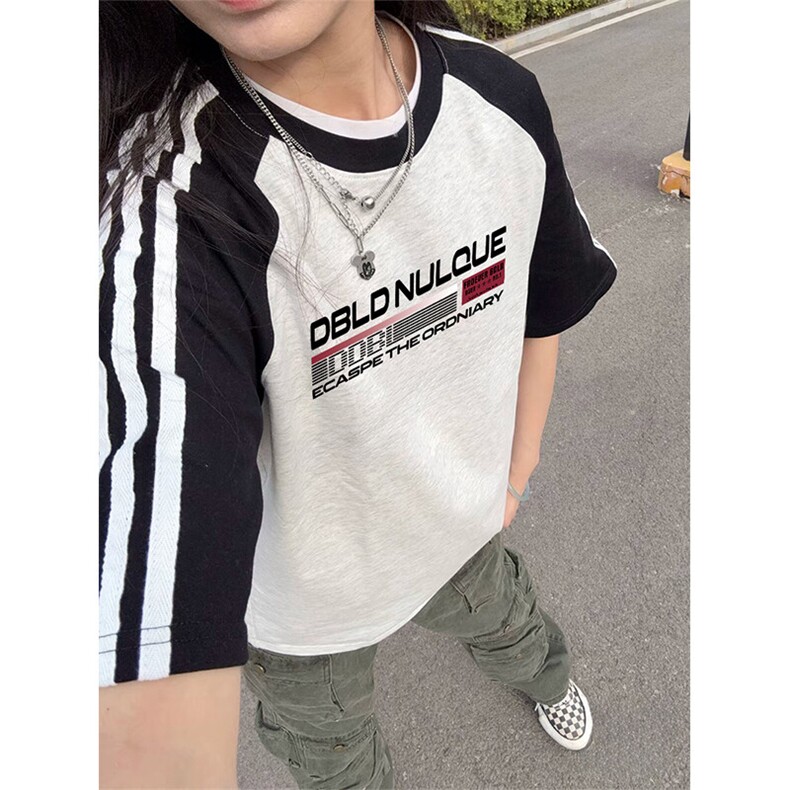 抖音得物品质二开240克宽松纯棉美式潮牌插肩三杠织带短袖T恤图片