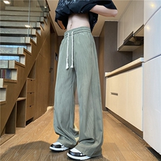 绿色